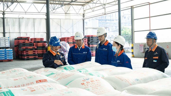 党建引领促发展，产融协同谱新篇——云南解化与云能资本开展党建联建活动